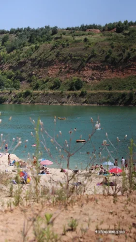 Bešenovačko jezero