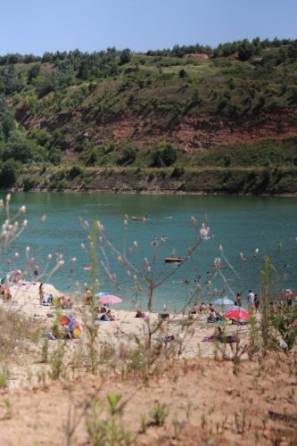 Bešenovačko jezero
